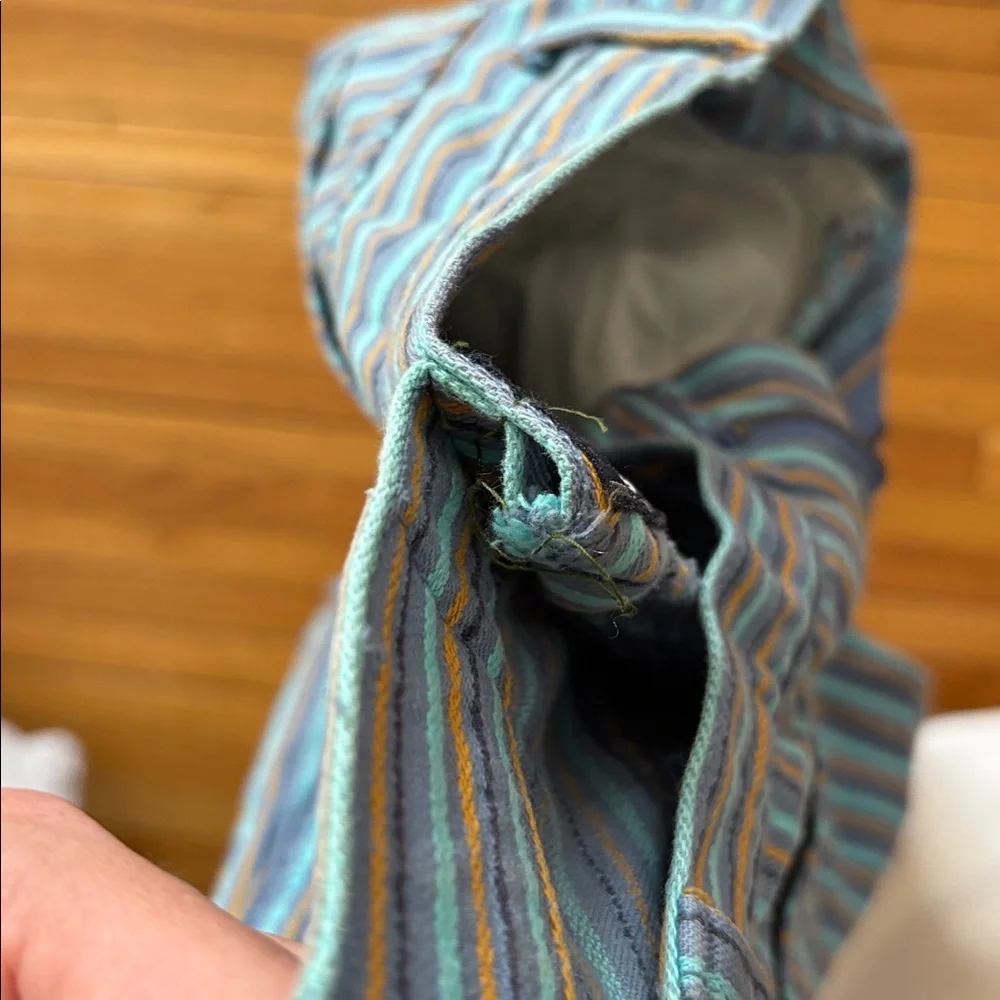 Vintage Levi’s silvertab 90s blue striped jeans - Picture 5 of 6